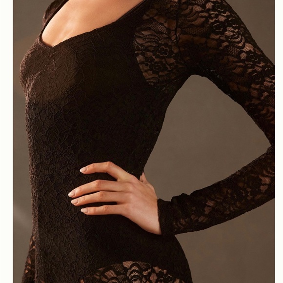 Anthropologie lace catsuit. Worn once - Picture 4 of 4